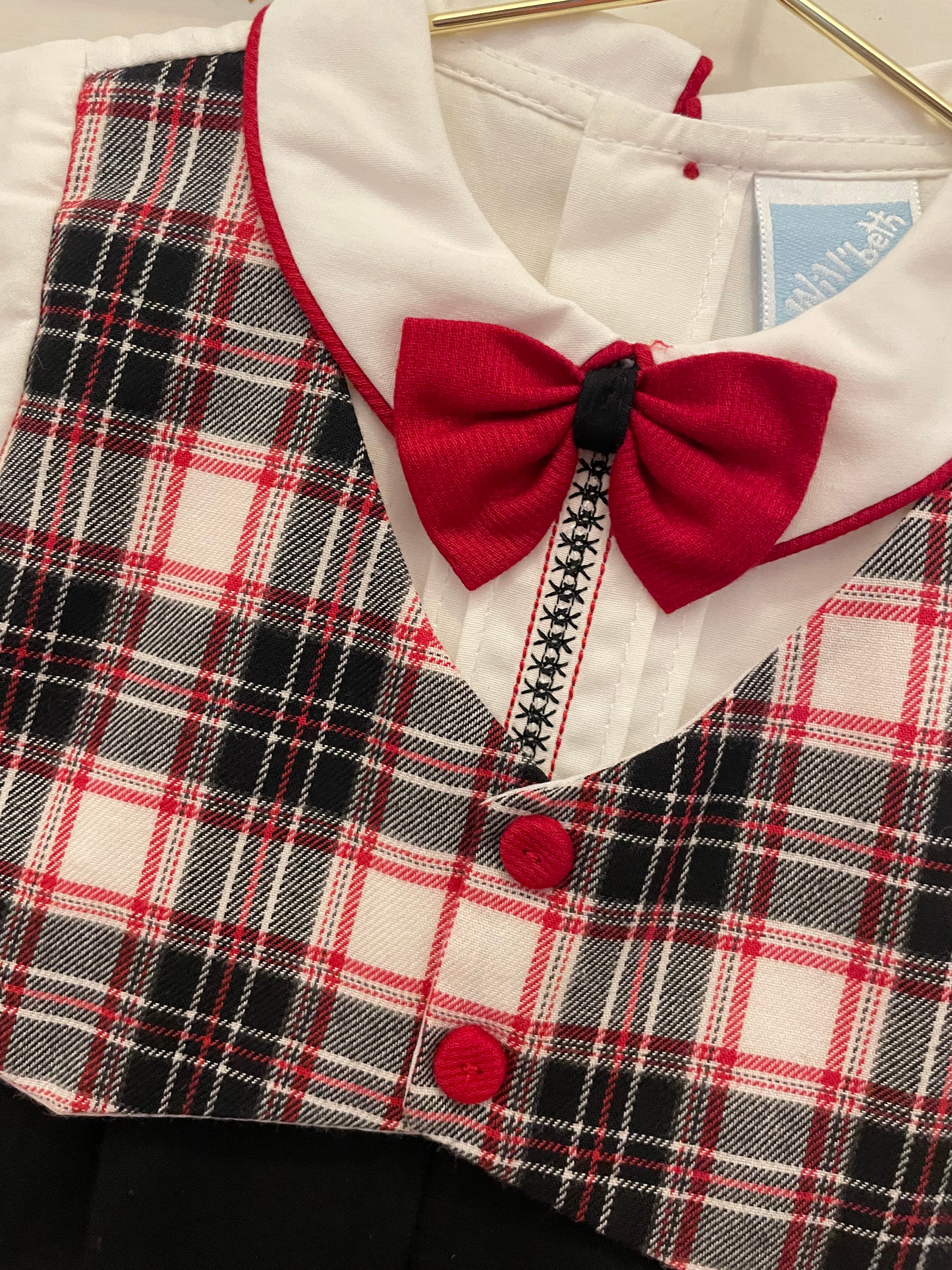 Plaid - bow tie outfit