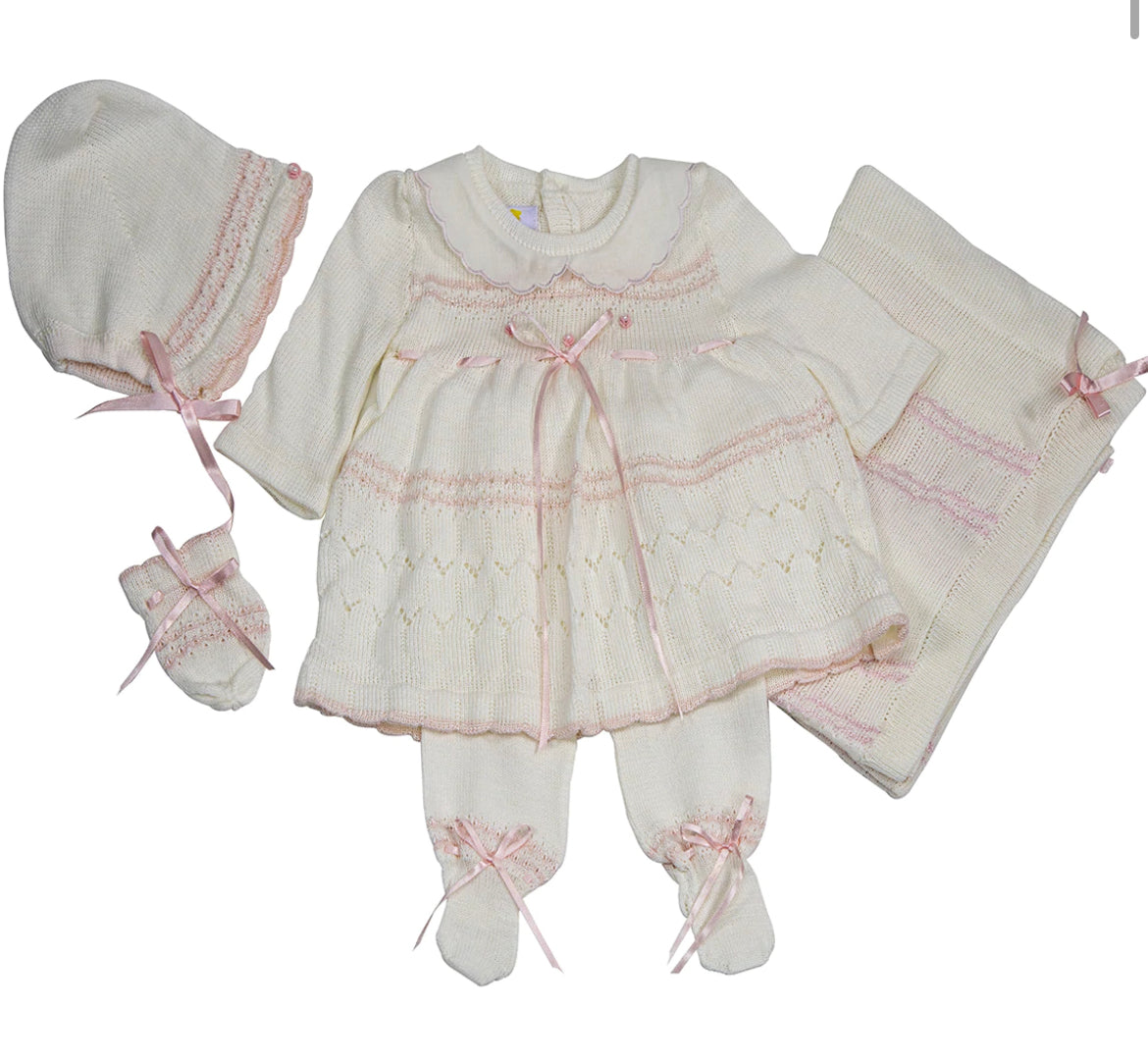 Sophia Knitted Set With Blanket